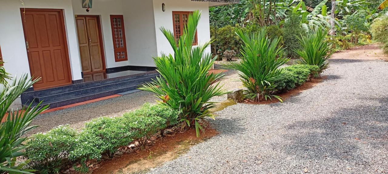 Kuttickattil Gardens Homestay Kottajam Kültér fotó